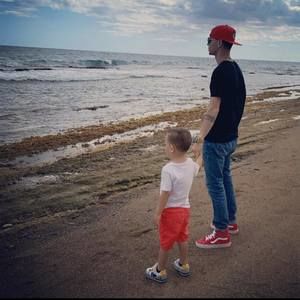 Meet your Posher, Edwin antoniel